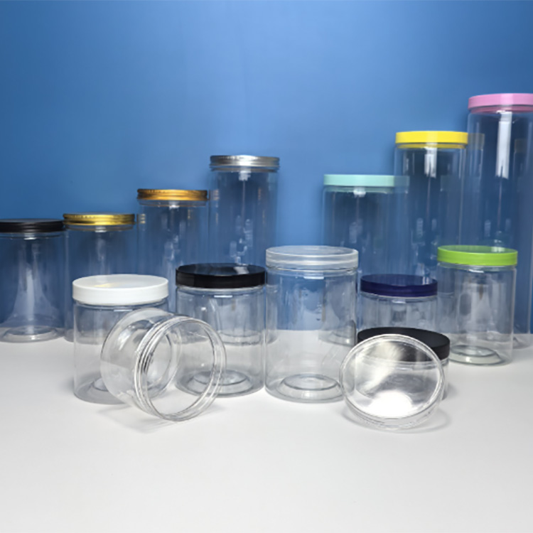 透明なプラスチック瓶